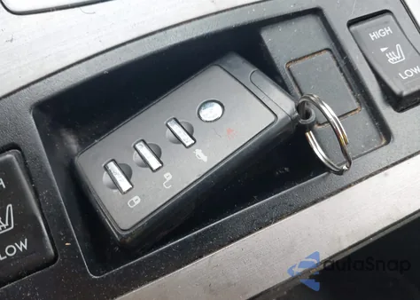 2013 Subaru Outback 2.5I Limited z USA, uszkodzony, nr VIN 4S4BRCSC5D3258912